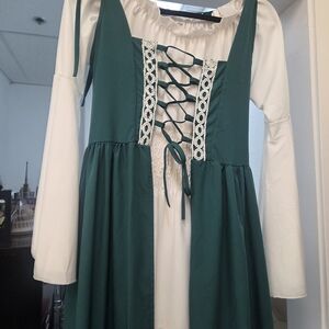 Green Lace-Up Peasant Dress with White Sleeve Chemise Medieval Renaissance Women